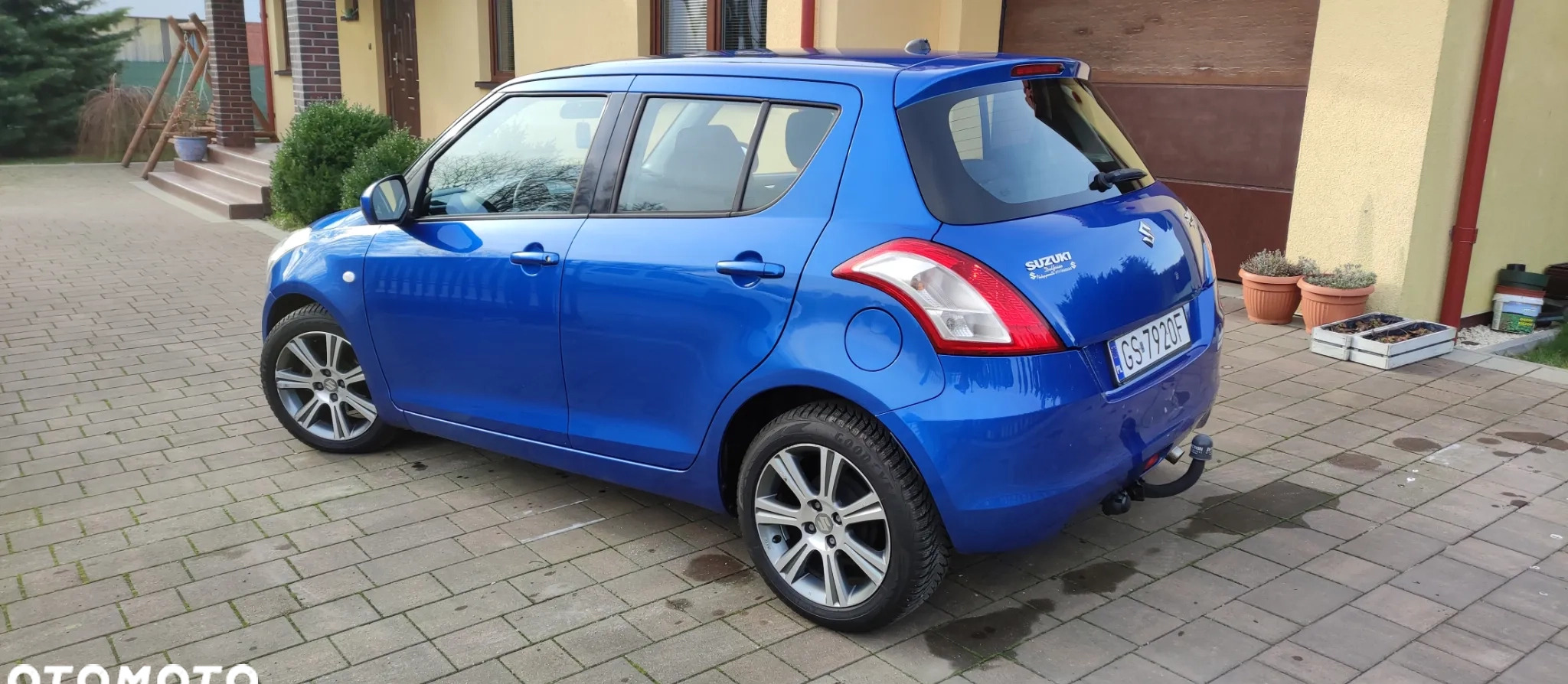 Suzuki Swift cena 27900 przebieg: 177000, rok produkcji 2013 z Słupsk małe 232